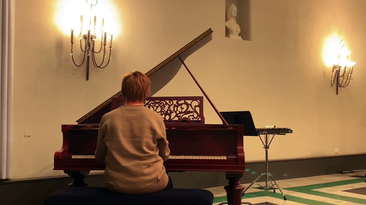 Ludovico Einaudi - Experience 