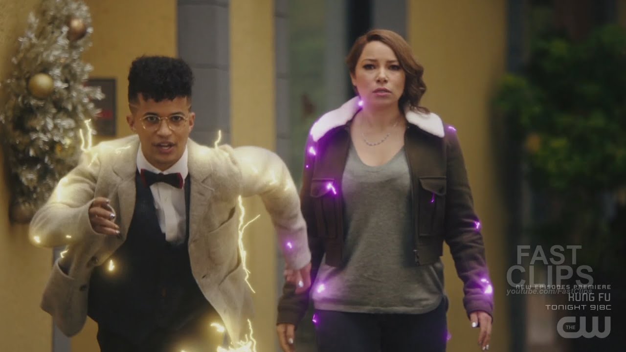 Bart Saves Joe From Bullet | The Flash 8x06 [HD]