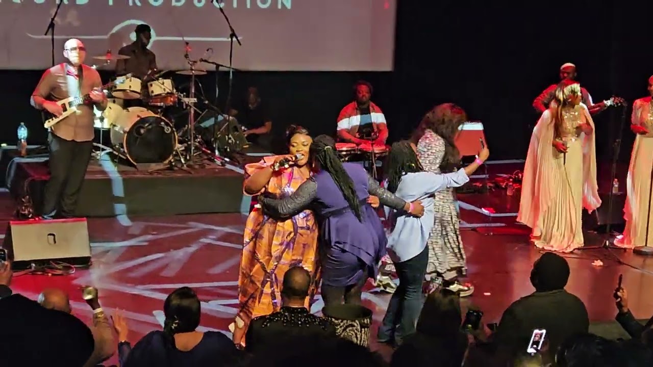 Eunice Manianga TEMOIGNAGE concert live à paris le 3/11/2024