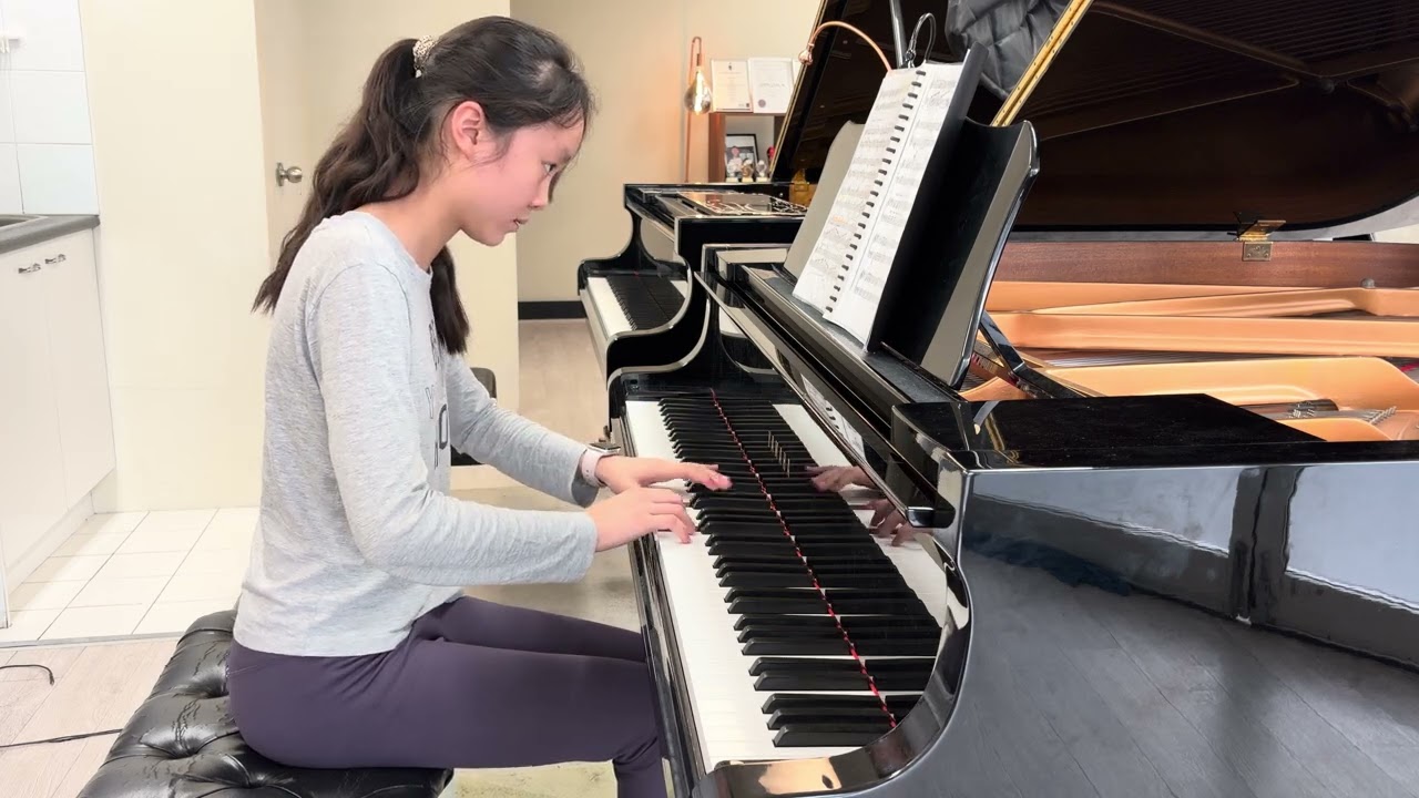 Susan (13) Ginastera - Criolla