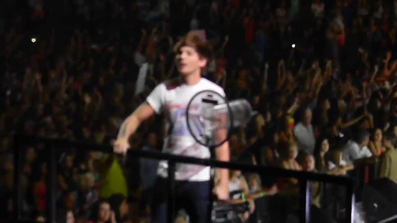 One Direction- What Makes You Beautiful Las Vegas 8/2/2013