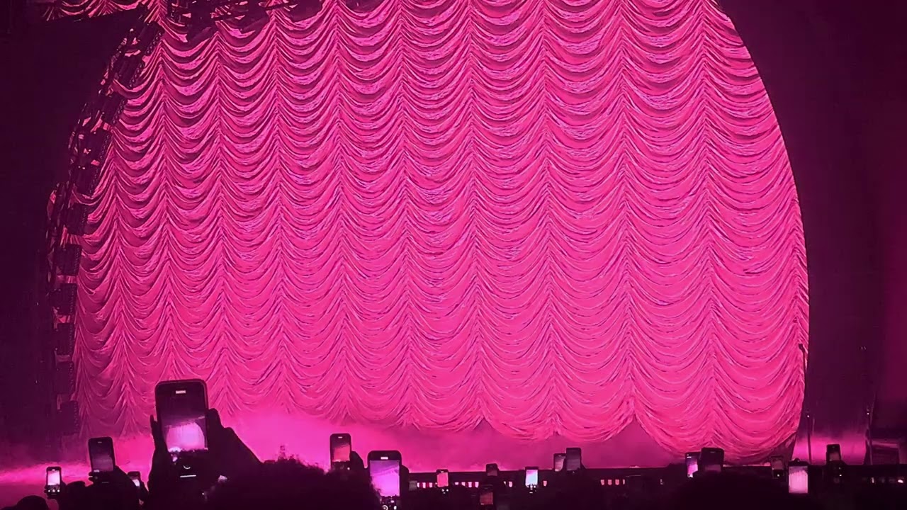 Kali Uchis The Sincerely Tour-Sacramento 8/16
