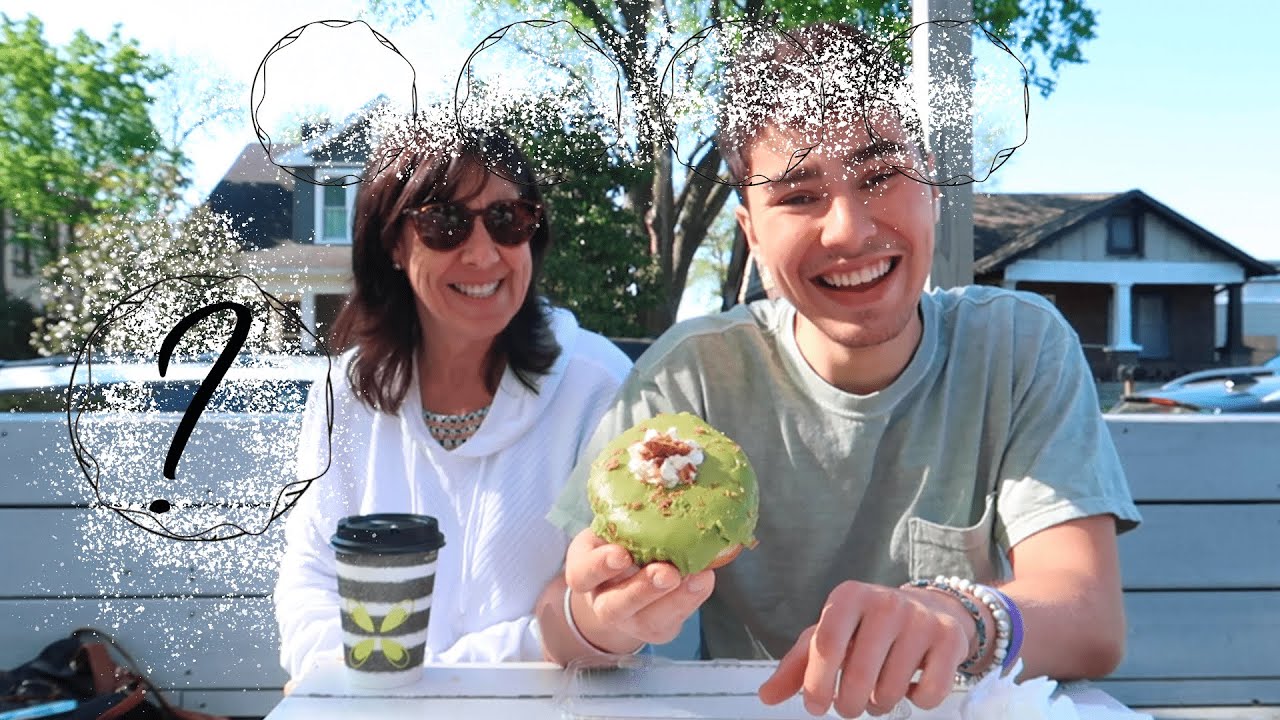 Five Daughters Donuts Mukbang x My Mom | Nashville Donuts | 100 Layer Donut
