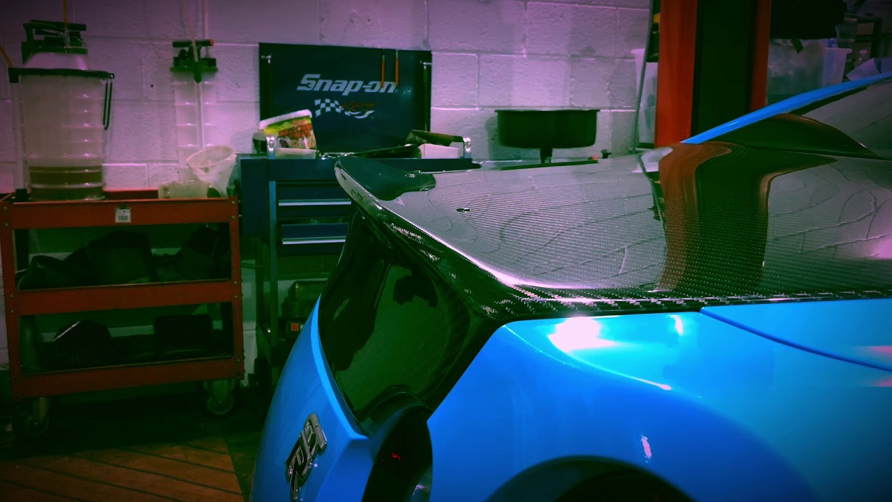 4SRC Nissan GTR35 full carbon duck tail boot lid/ trunk fitted