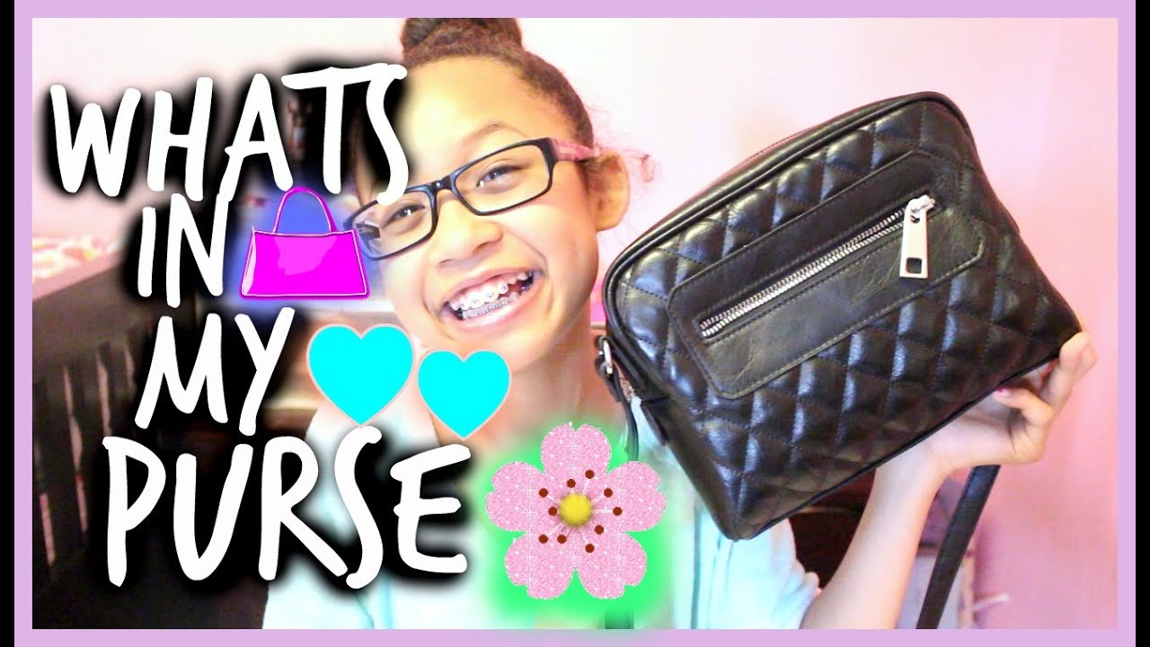 ~Whats In My Purse!~2015