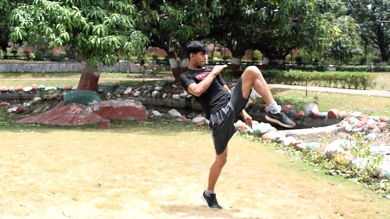 Straight Knee strike Tutorial- Hindi (MMA & Muaythai)