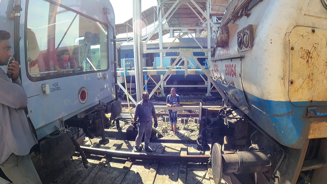 Rarest Scene : Vistadome Coach Coupling Diesel Engine | WDP4 Coupling Vistadome Tourist Train