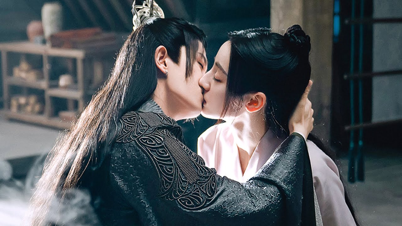 精彩劇透！嘴硬傻魚寵老婆結果被打臉！日常拌嘴！靠親親抱抱解決問題💗馭鮫記之與君初相識 恰似故人歸 迪麗熱巴  任嘉倫 the blue whisper