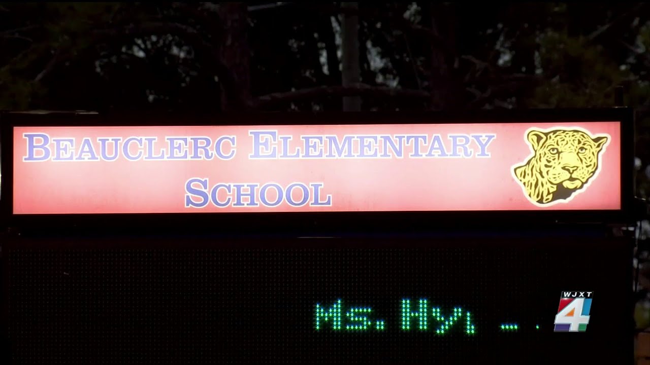 Beauclerc Elementary student arrested after bringing loaded gun to school, accused of making thr...