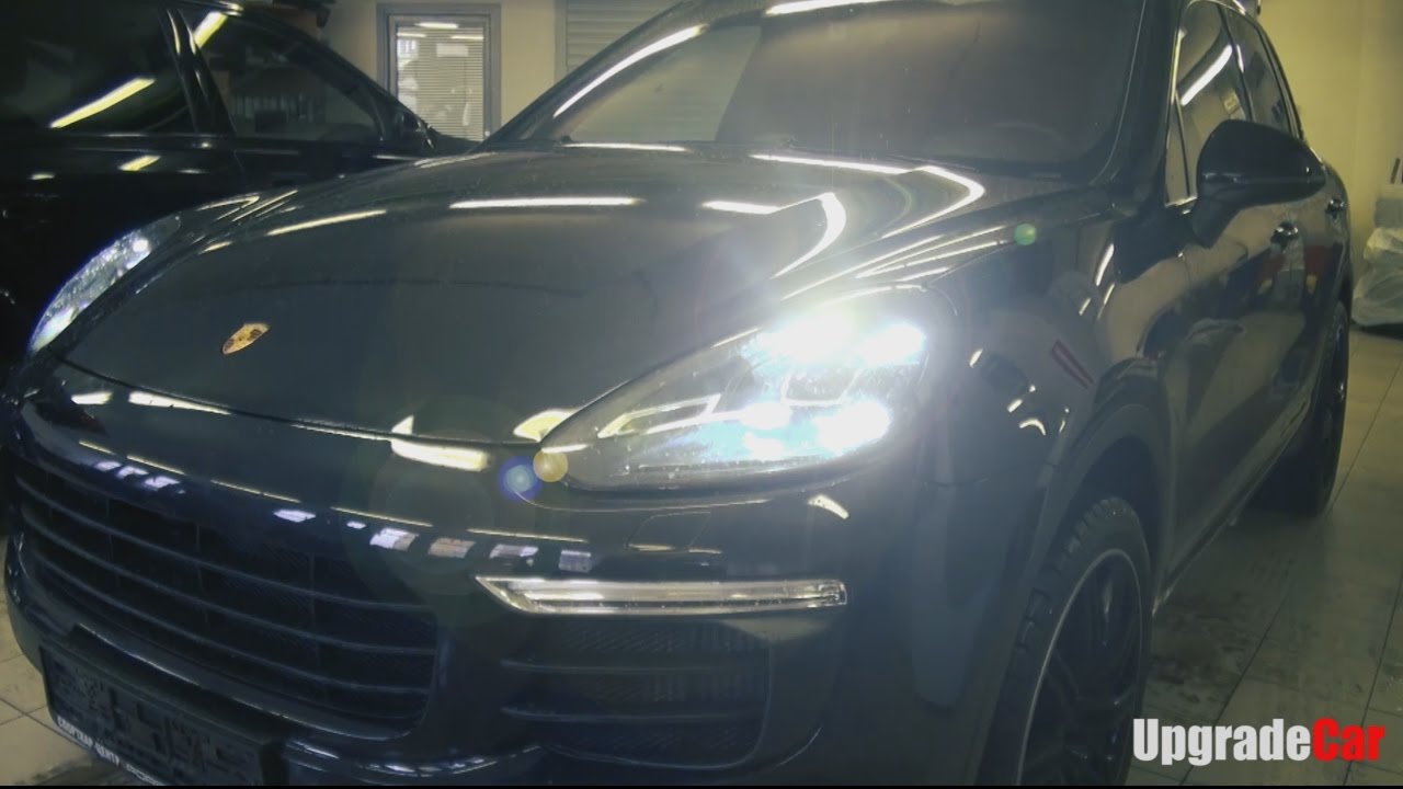 Porsche Cayenne.Ассистент перестроения.HomeLink.Адаптивный круиз-контроль.Система кругового обзора.