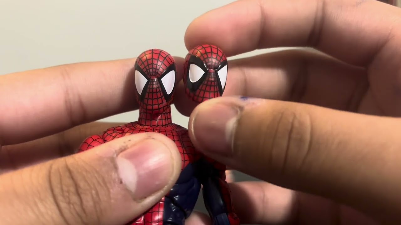 Marvel legends maximum series spider-man