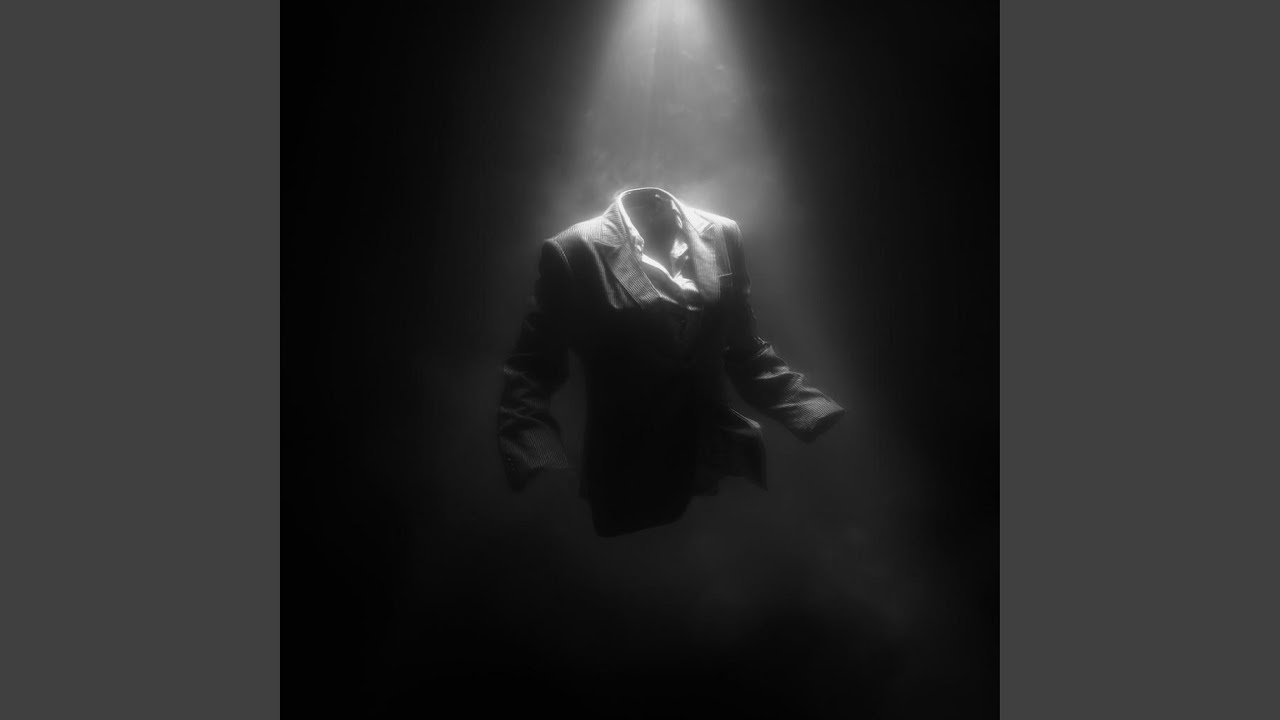 PeRSon suIT