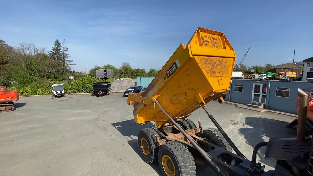 JCB 722 Articulated Dump Truck (Driving)