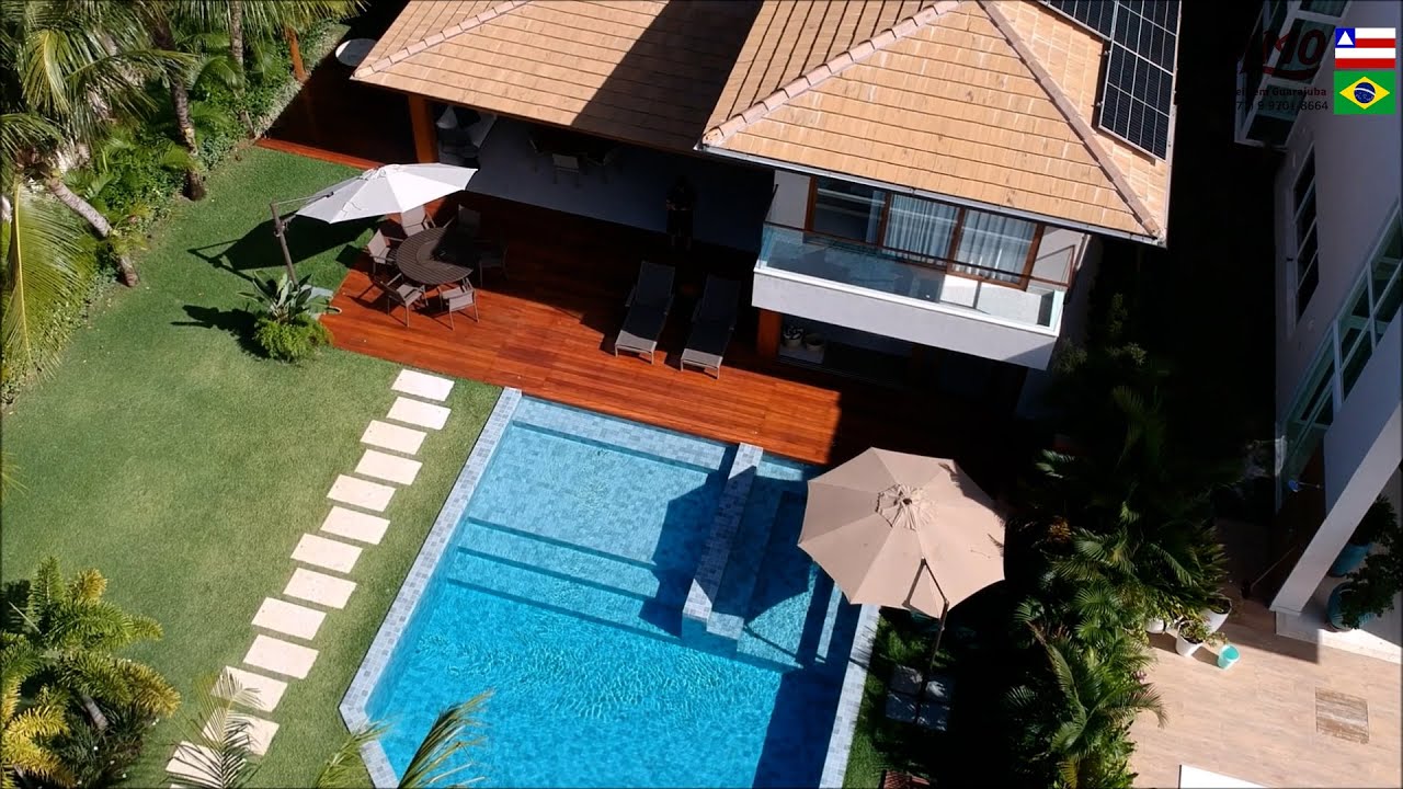 Casa Puppis; em Guarajuba à 130 metros do mar, composta p/ 5 Suítes + 1 DCE - P/ Temporada - E L M O