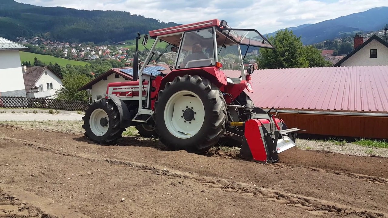 PTH Micro Crusher 1400 & Lindner 1600A bei der Herstellung einer feinen Erdschicht