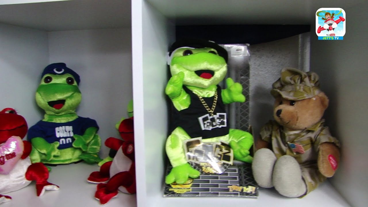 Gemmy Animated Dancing Douglas Fir, Gemmy Frogz, Mater Dashboard Driver, New Russian Fish 2022
