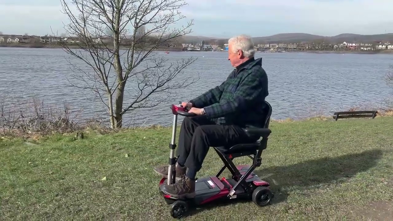 Bob’s New Folding Scooter – Why He Loves the Solax from Monarch Mobility!