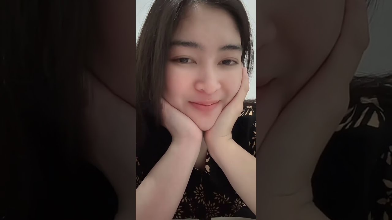 Aulia Fahma Lubis live TIKTOK