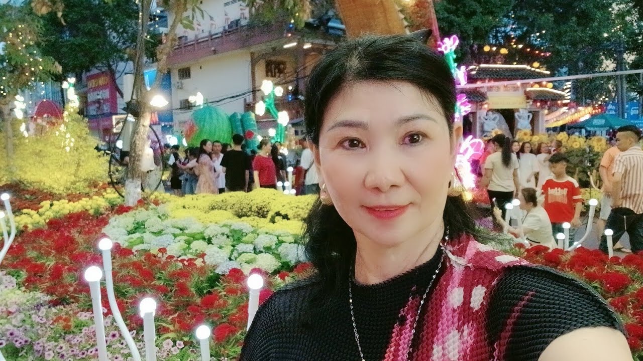 Đường hoa xuân 2026