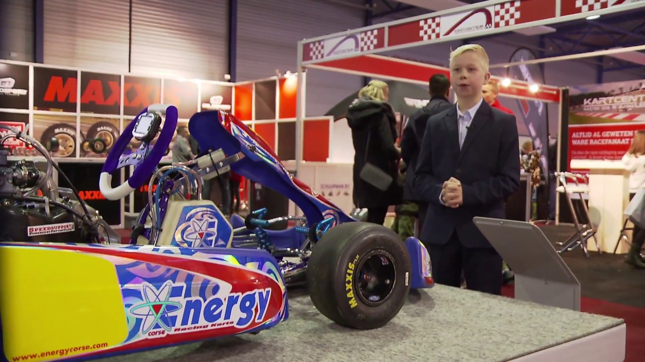 Kinderen bezoeken grote Kartbeurs