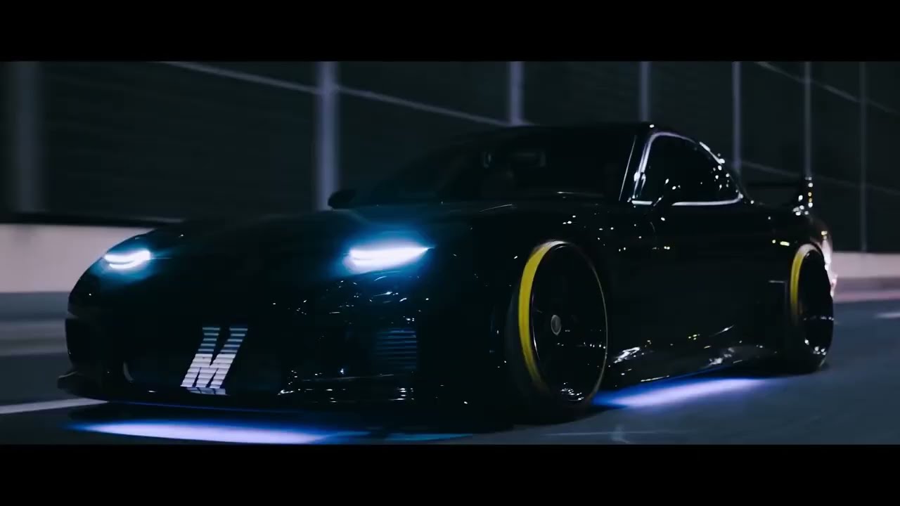 Niklas Dee, JUNAR & Menno - We Are The People  (Car Music Video)