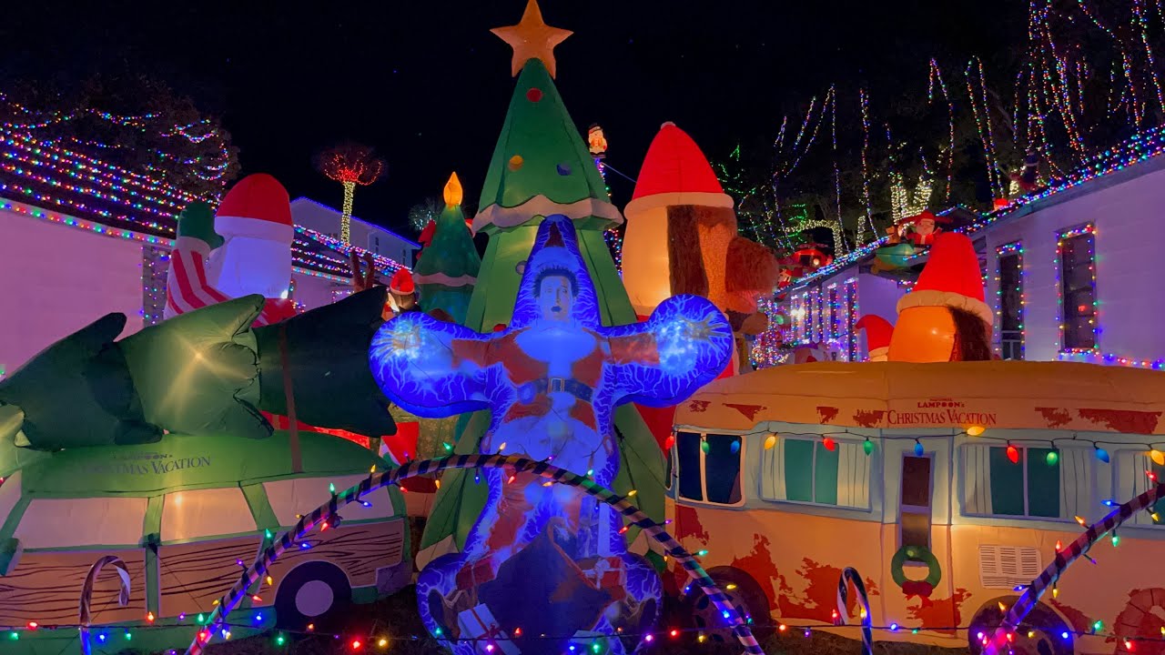 Amazing Christmas Display 2020 || Twi-Light II Motel || Daytona Beach