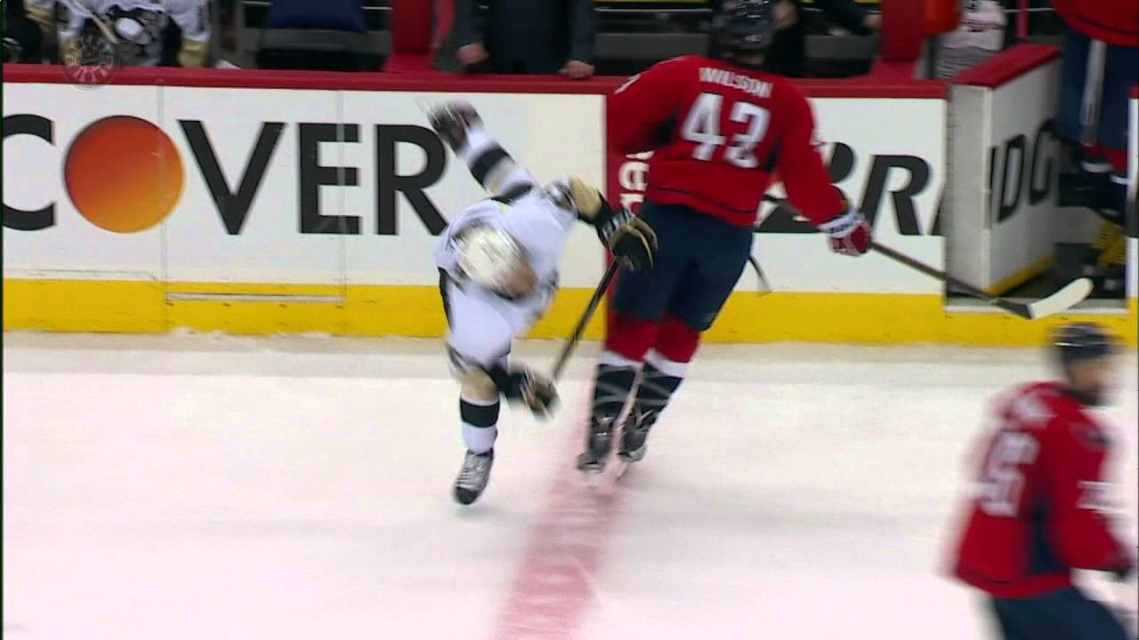 Gotta See It: Wilson hits Sheary knee-on-knee heading off ice