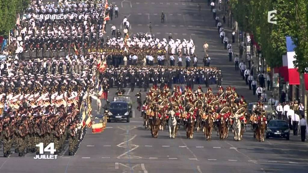Défilé du 14 juillet 2011 - L'ARRIVÉE DE NICOLAS SARKOZY