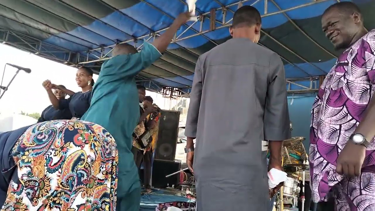 Oghara Show | Evang. Jerry Omamesiri Ekpekuro & Eternity Voice Band on Stage 