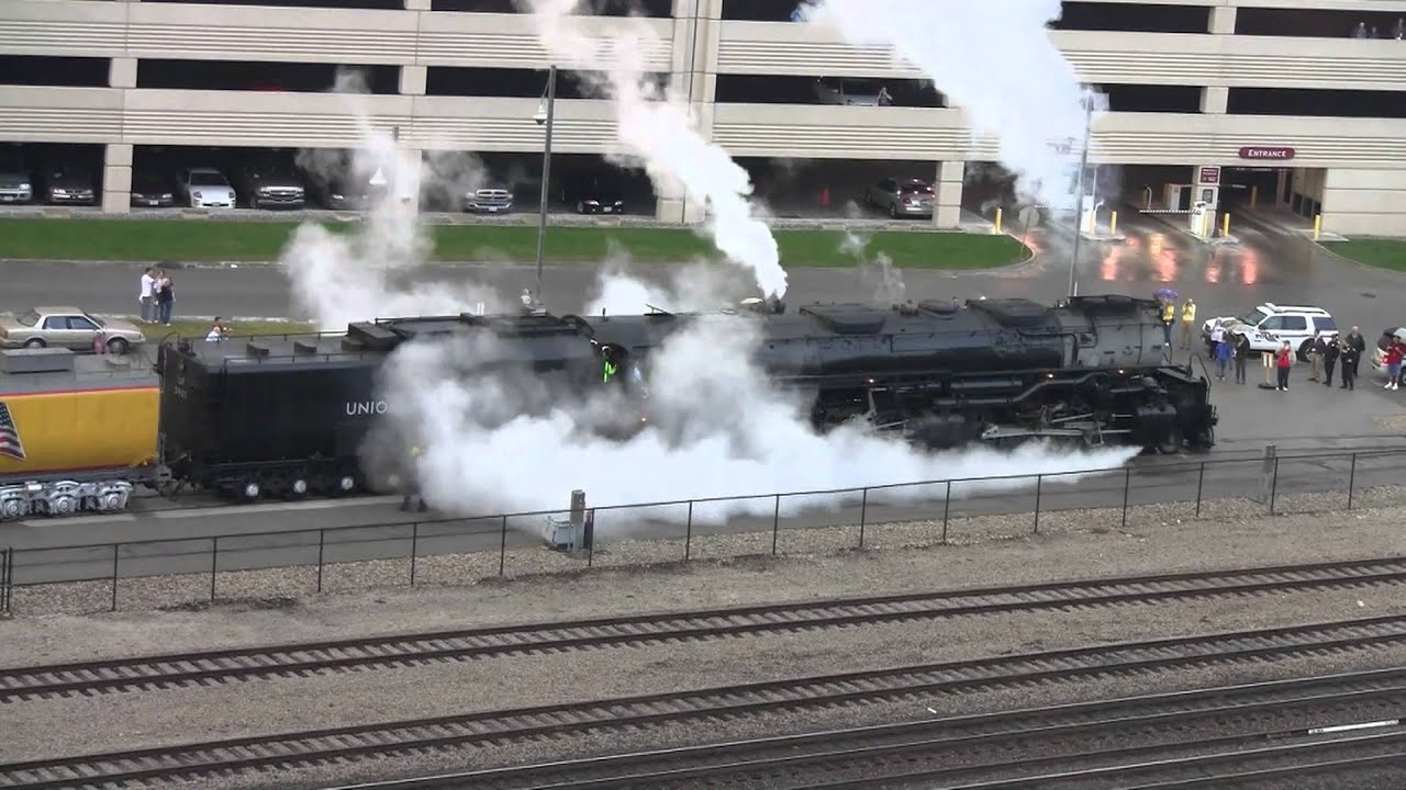 UP 3985 @ KCUS