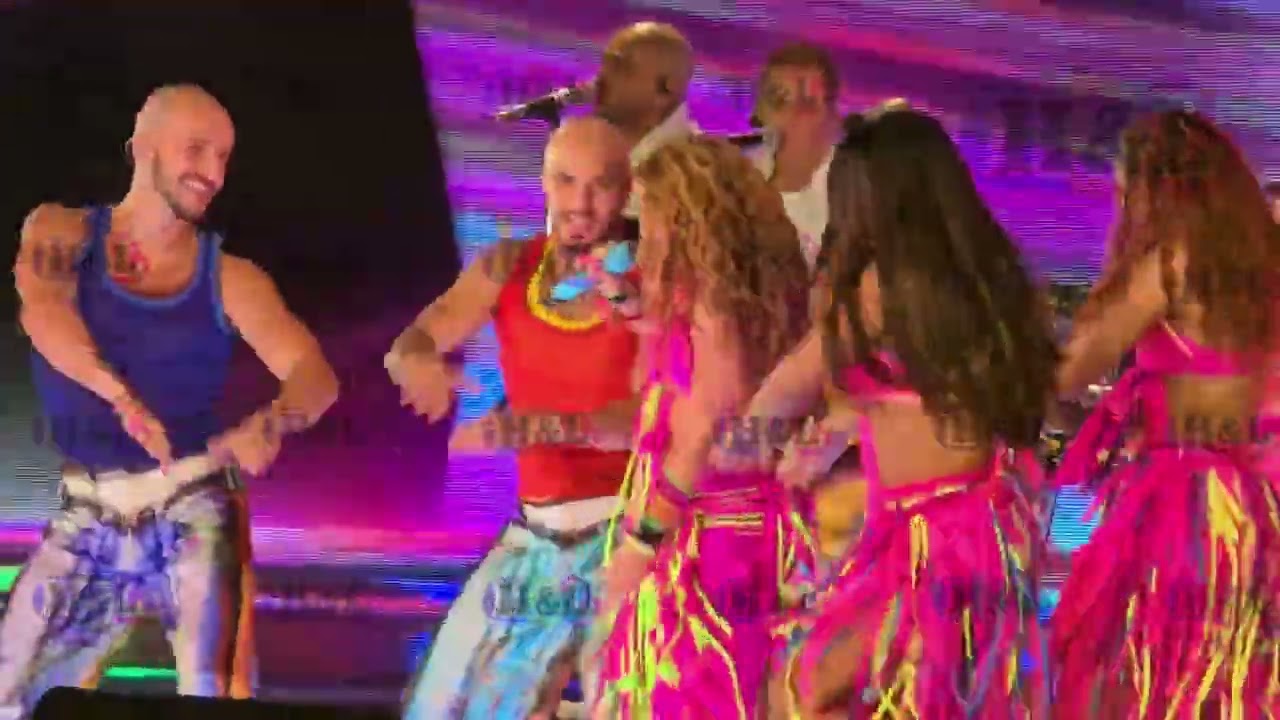 SHAKIRA - WAKA WAKA