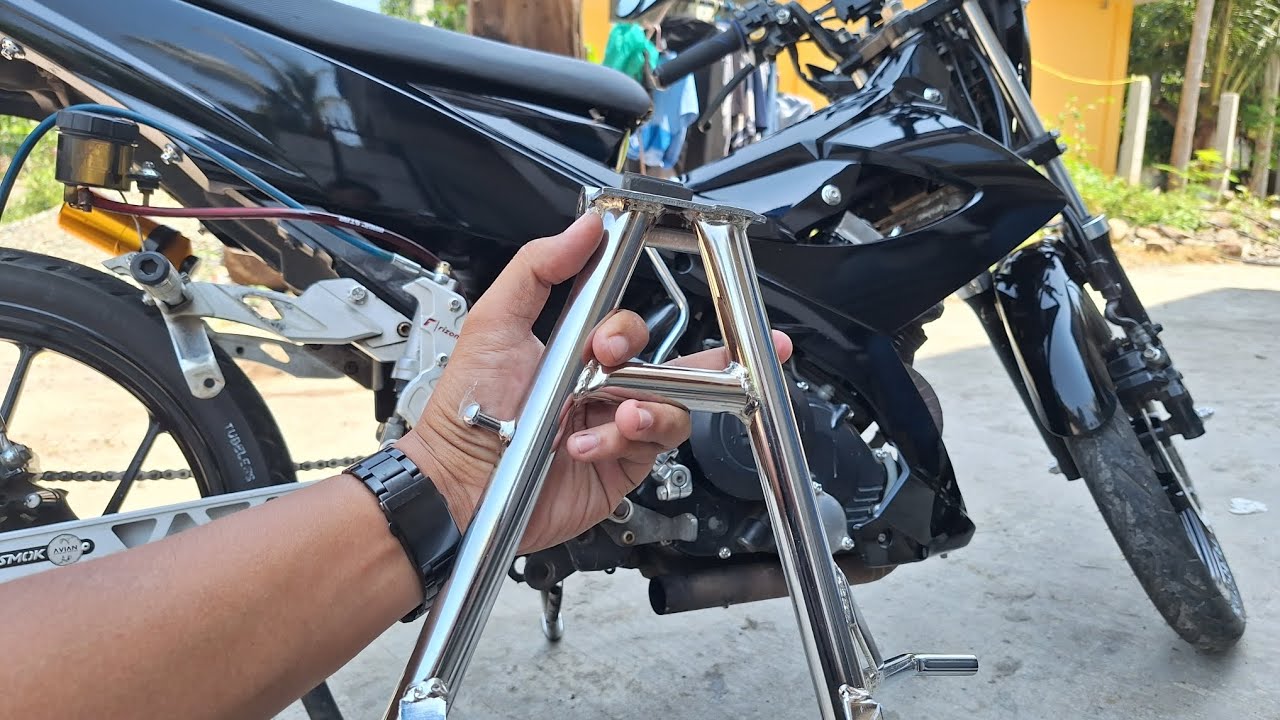 How to install Center stand on Suzuki Raider 150
