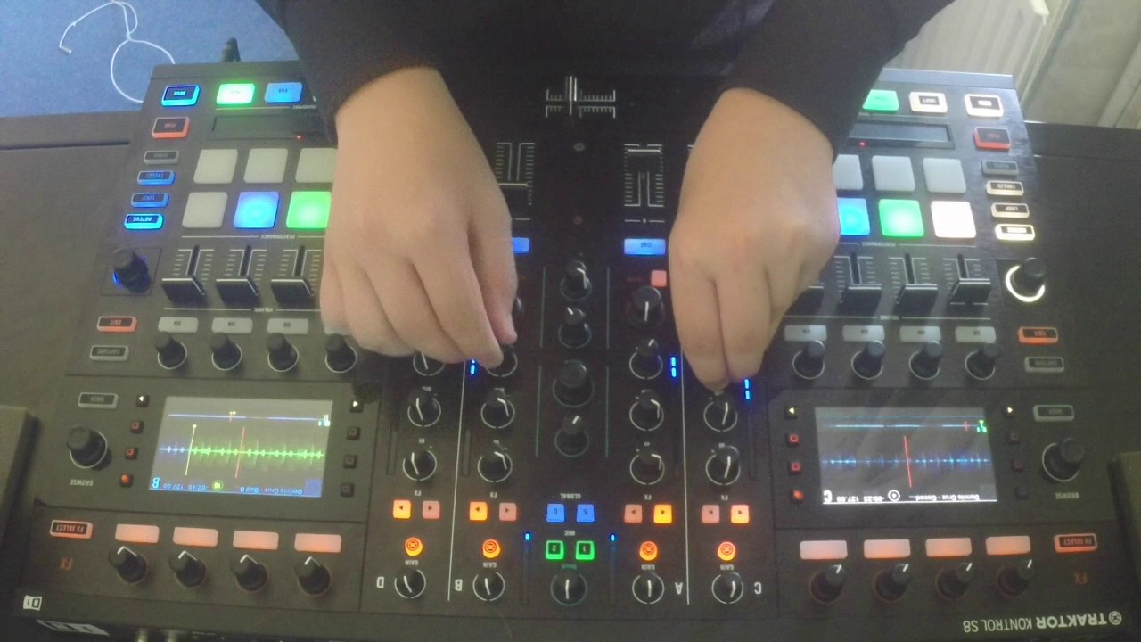 Alex Costello - Tech House Mix #004 [Traktor Kontrol S8]