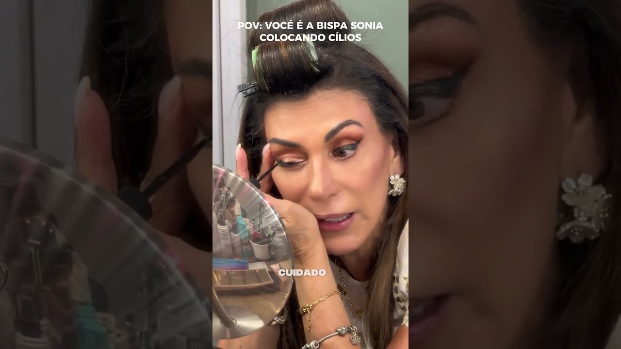 Achou f&aacute;cil ou dif&iacute;cil?  #maquiagem #beauty #bispasonia #crente