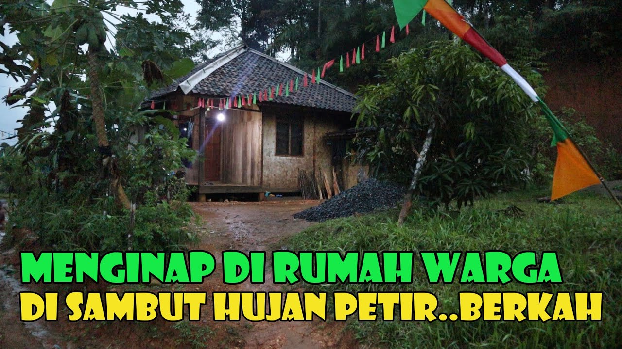 Menginap Di Rumah Petani Gula Merah. Di Sambut Hujan Angin Dan Petir. Mereka Tetap Bekerja.