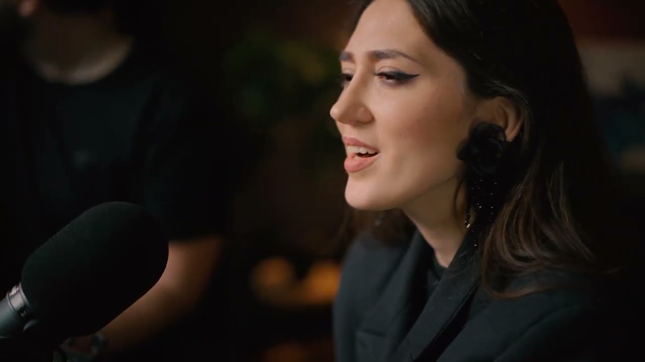 Valerie - Amy Winehouse (by Elena Puravu feat. Andrei Cerbu)