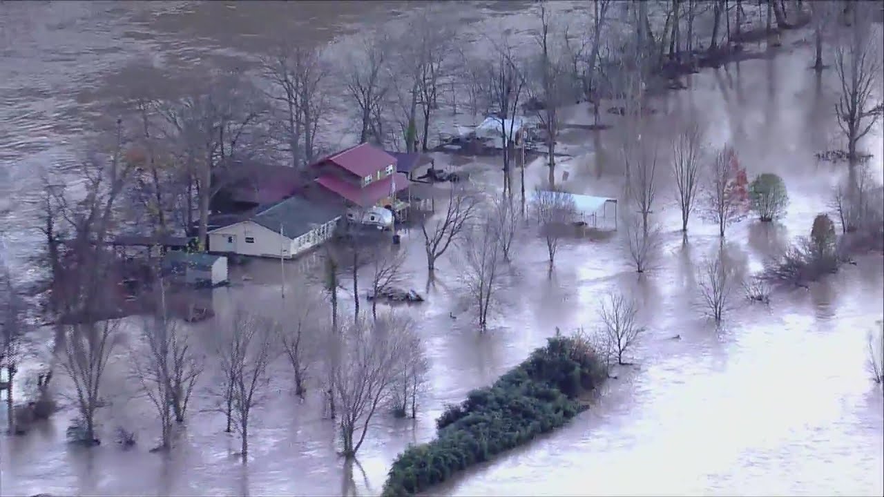 At least 16 dead in flooding, tornadoes as storms slash parts of US