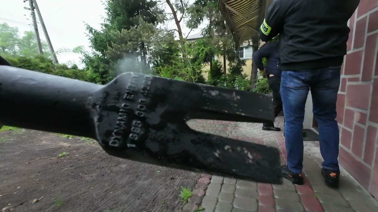 Policjanci zatrzymali włamywaczy