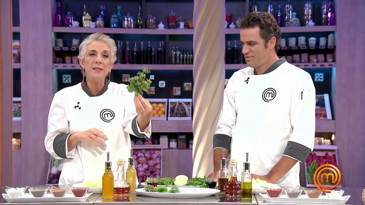 Recette 09 : La Vinaigrette Revisitée صلصة سلطات جديدة