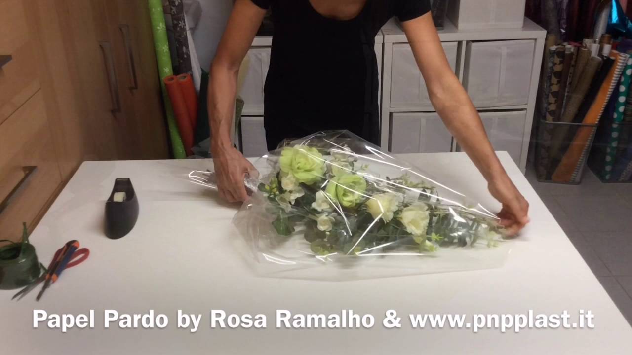 Gift wrapping -  Wrapping some flowers #wrapflowers