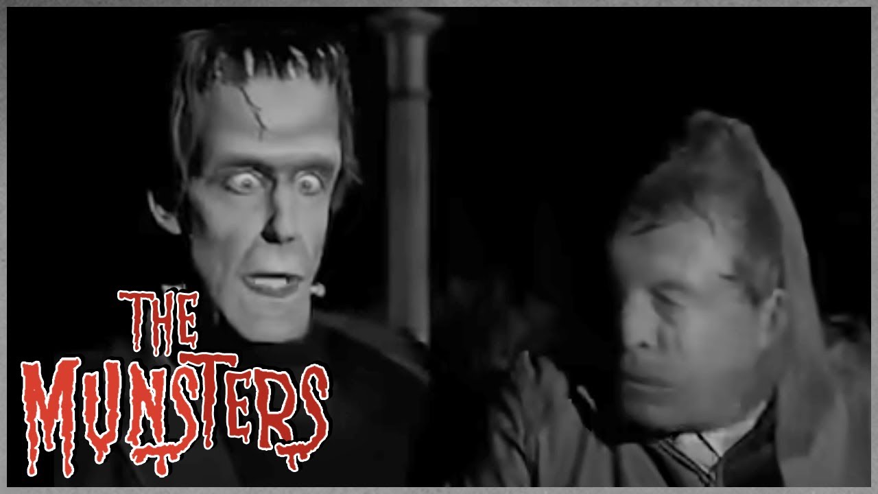 Herman Stops A Thief | The Munsters