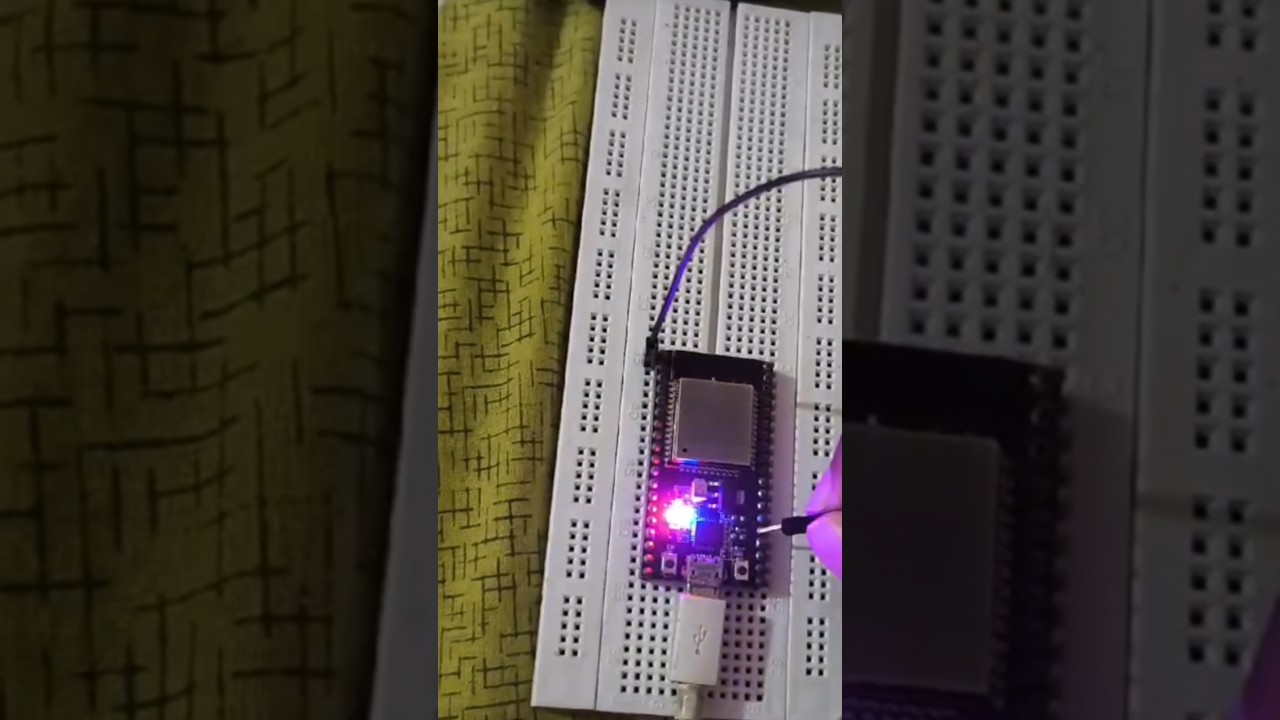 How to check ESP 32 is working or not #shortsfeed #shorts #esp32 #microcontroller #btech
