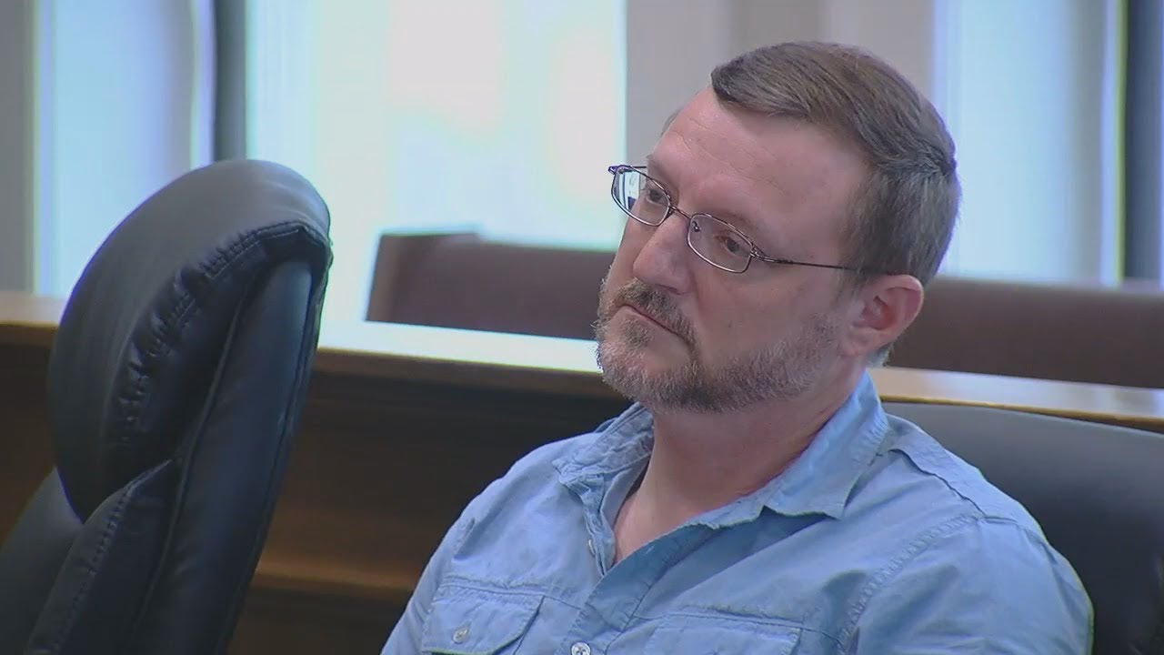 Former Goshen teacher in court on charges of having sex with students