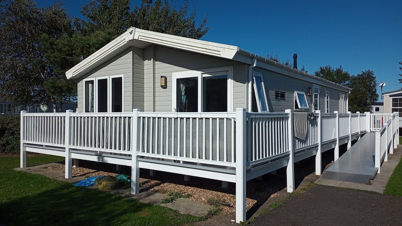 Haven @ Golden Sands Diamond Luxury Lodge (Willerby Pinehurst 3-bedroom) tour