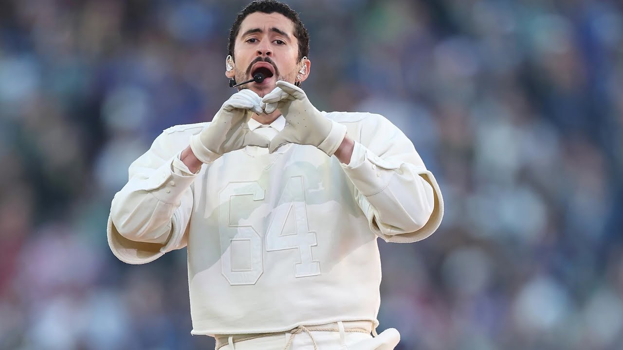 best halftime show ever? (no, but let's glaze it anyway)