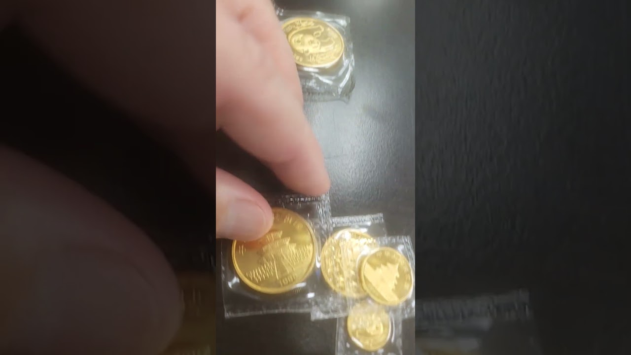 Gold Chinese Panda Coins #stackinggold #coin #money