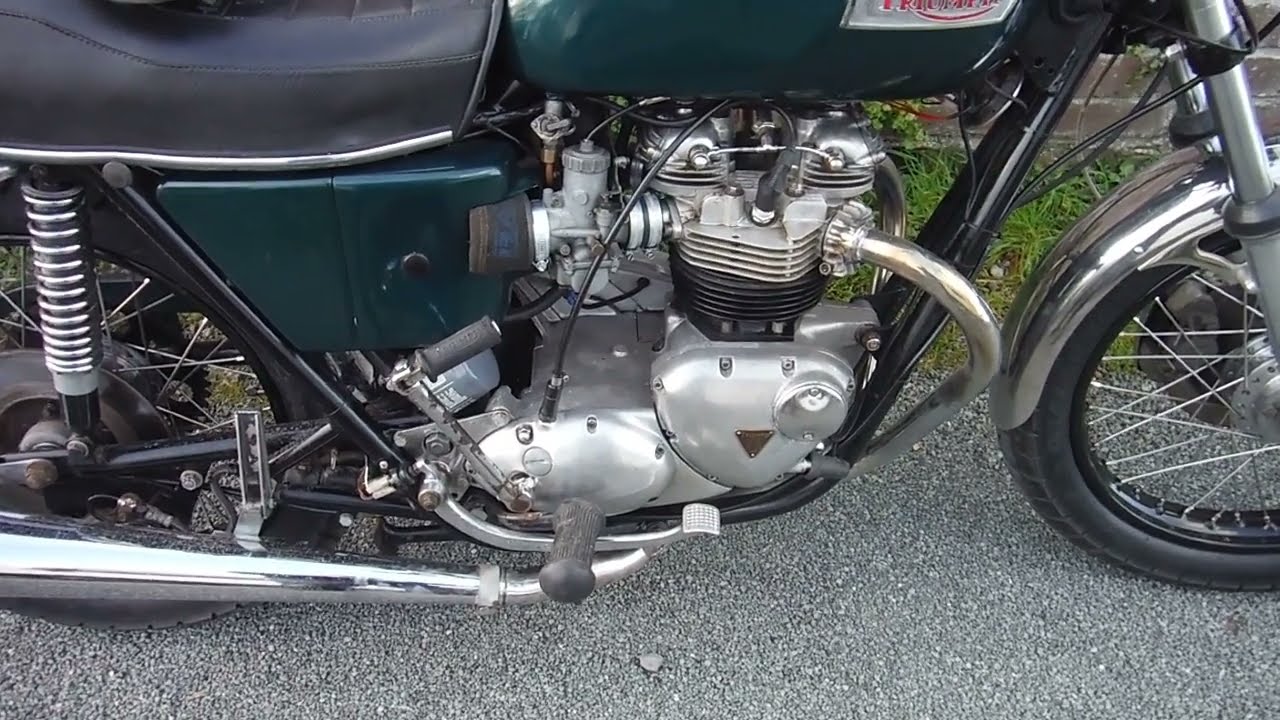 Triumph Bonneville - how I think I got the gears to select properly.