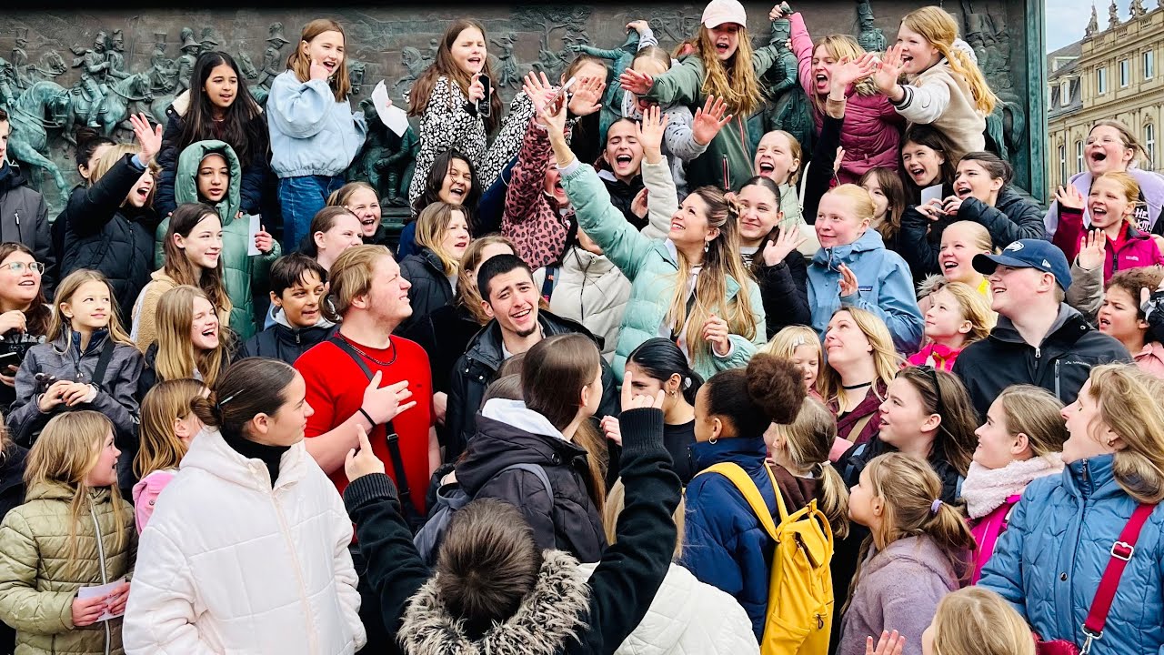 ASMR mit LOVELYs - Public ASMR in Stuttgart
