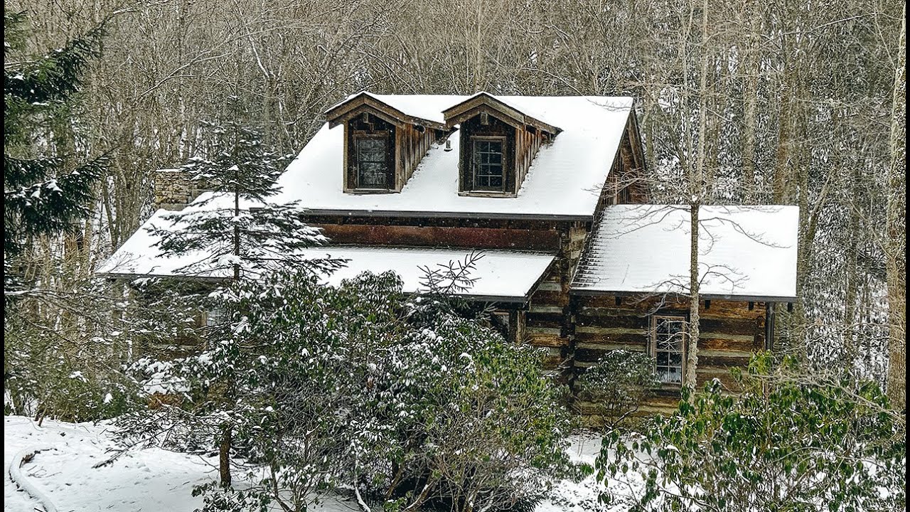 Snowy Day at Squirrel Creek