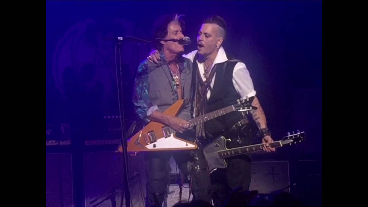 Hollywood Vampires- Green Music Center, Rohnert Park 7/22/16 (5th row)